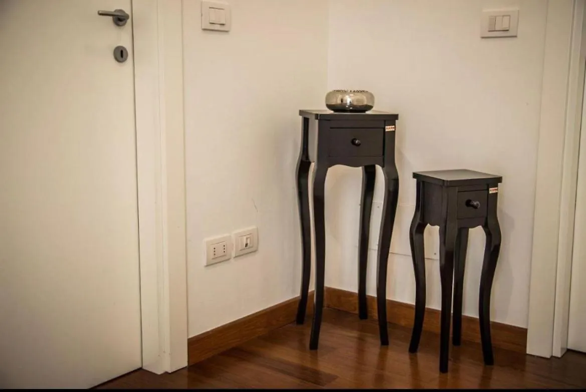 Piazza Italia Luxury Apartment Chianciano Terme 0*,  Italia